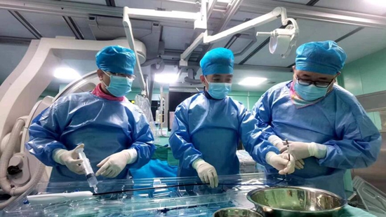 ​新突破！信阳市中心医院完成首例类似生理起搏功能的micra av无导线起搏器植入术